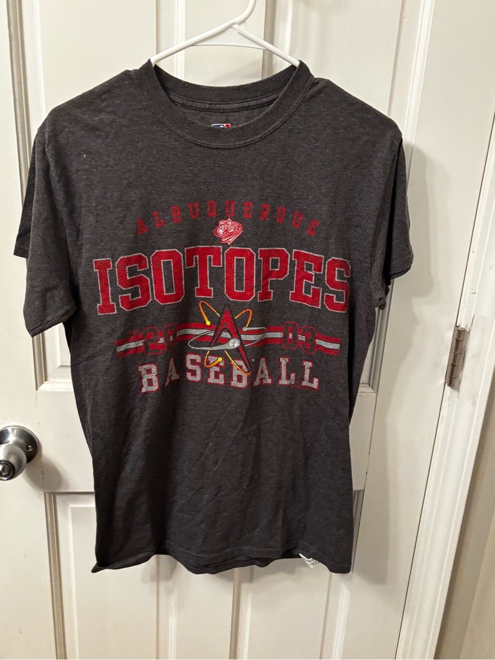 Albuquerque Isotopes Kids' Gray Baseball T-Shirt (men’s small)